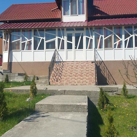 Casele Lena Bed & Breakfast Aldesti  Екстериор снимка