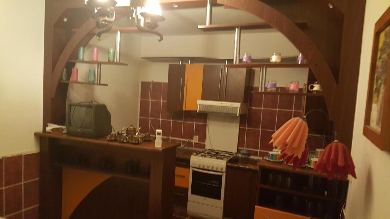Casele Lena Bed & Breakfast Aldesti  Екстериор снимка